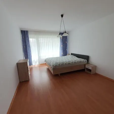 Апртамент Чайка Бл.17 Apartamento *