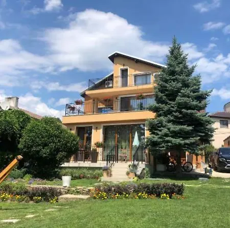 модерна с градина в евксиноград, * Varna